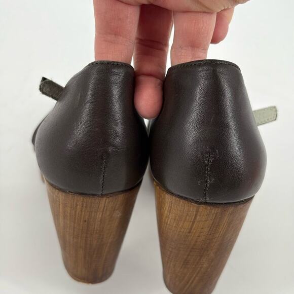 Eric Michael Womens Brown Platform Clogs Ankle Strap Laser Cut Leather Size 39 - Picture 6 of 15